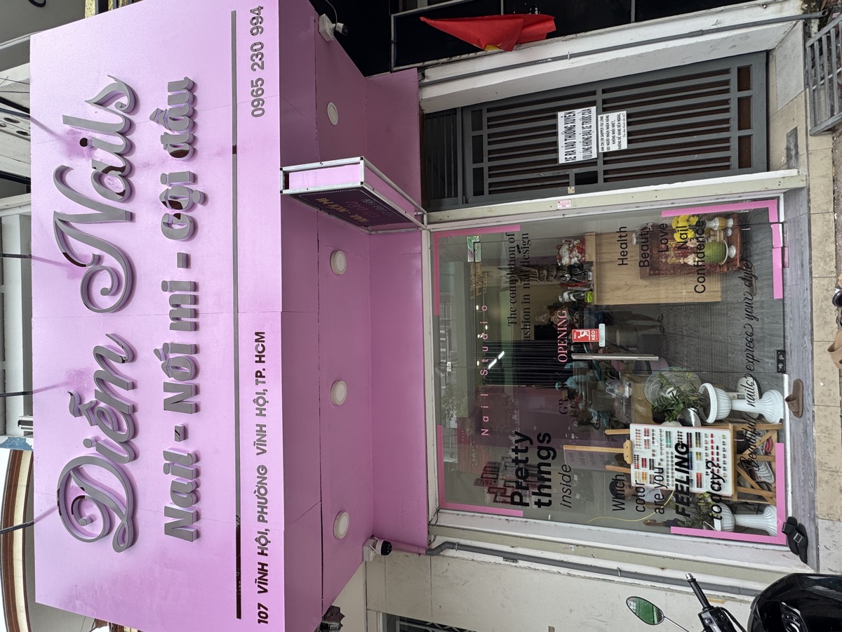 Tiệm Diễm Nails & Mi tại 107 Vĩnh Hội, P. Khánh Hội